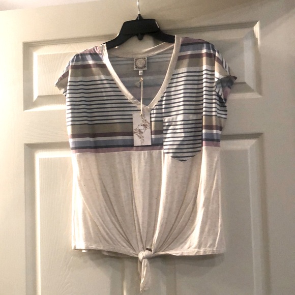 True Self V-Neck Blouse Large - Picture 1 of 4